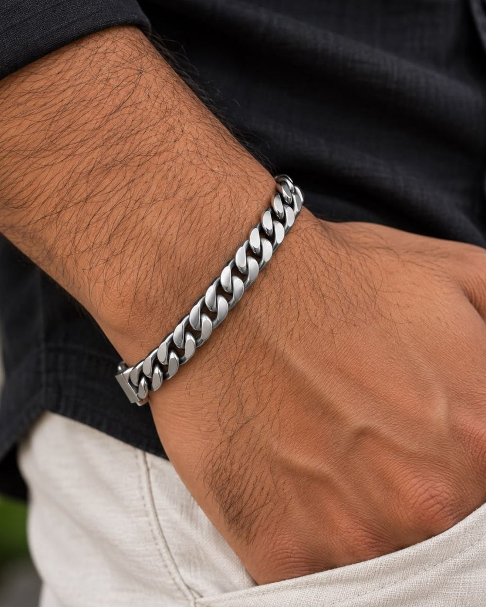 Elegant silver plated men’s bracelet with a bold Cuban link chain design, polished finish, and secure clasp, ideal for everyday and casual wear.
