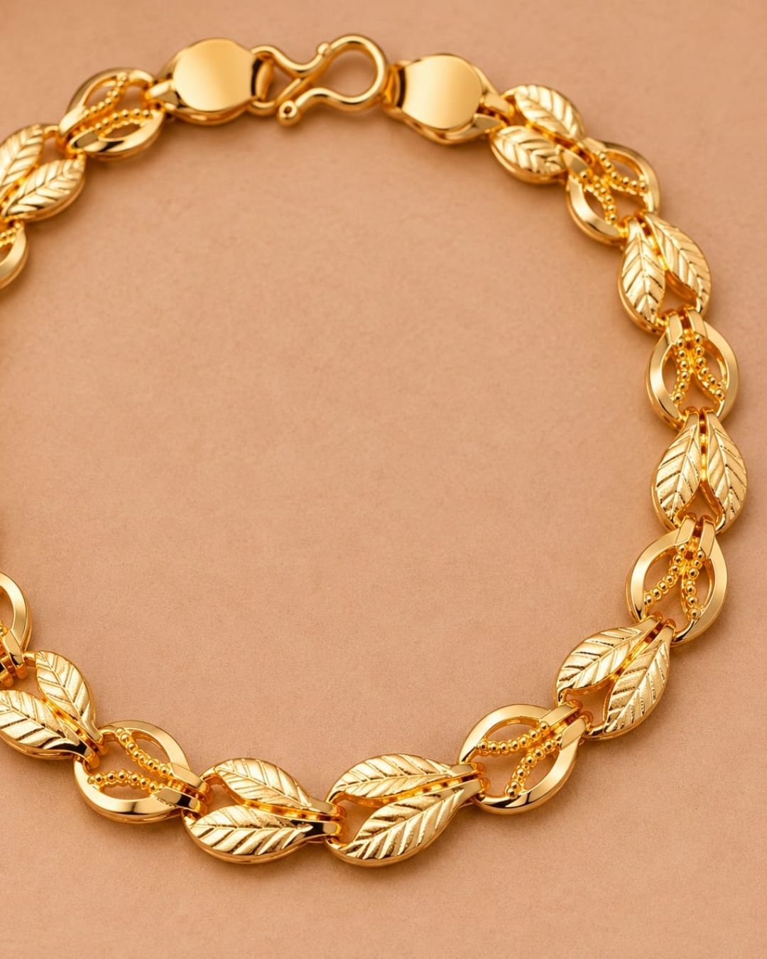 Gold Plated Elegant Leaf Link Bracelet