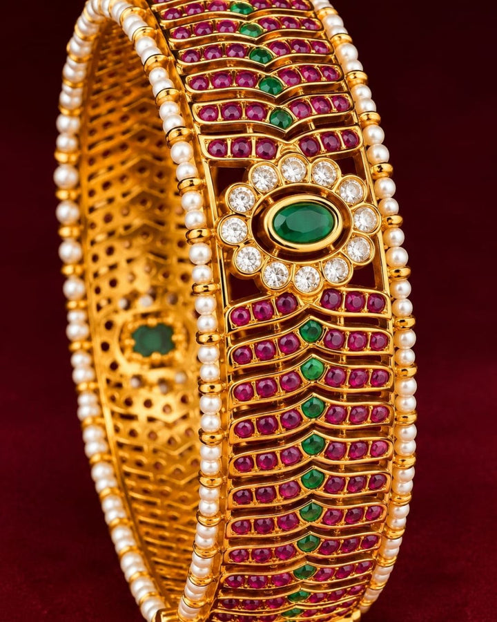 Jadau Kundan Gold Plated Temple Style Openable Kada