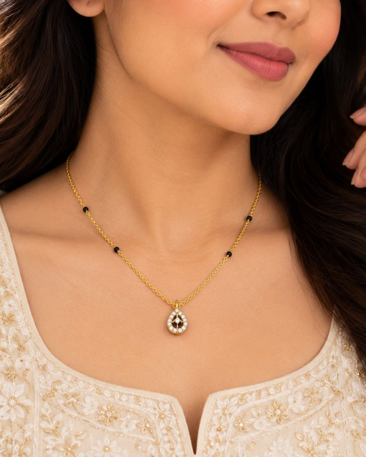 Gold Plated Black Beads Teardrop Pendant Chain