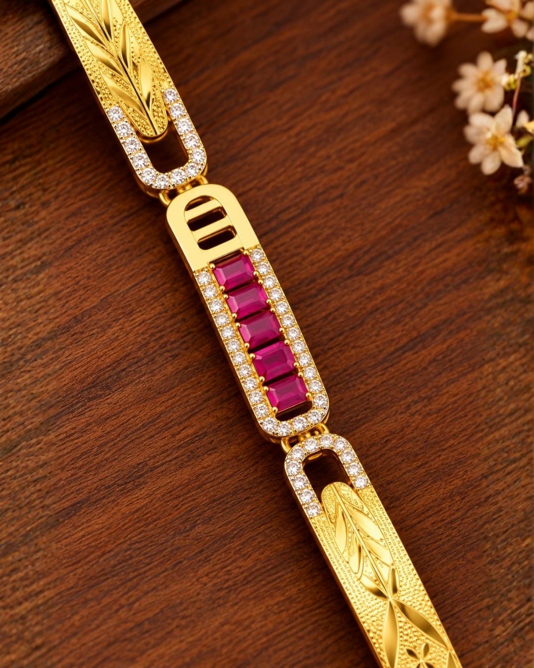 Gold Plated Engraved Leaf Pattern Women&