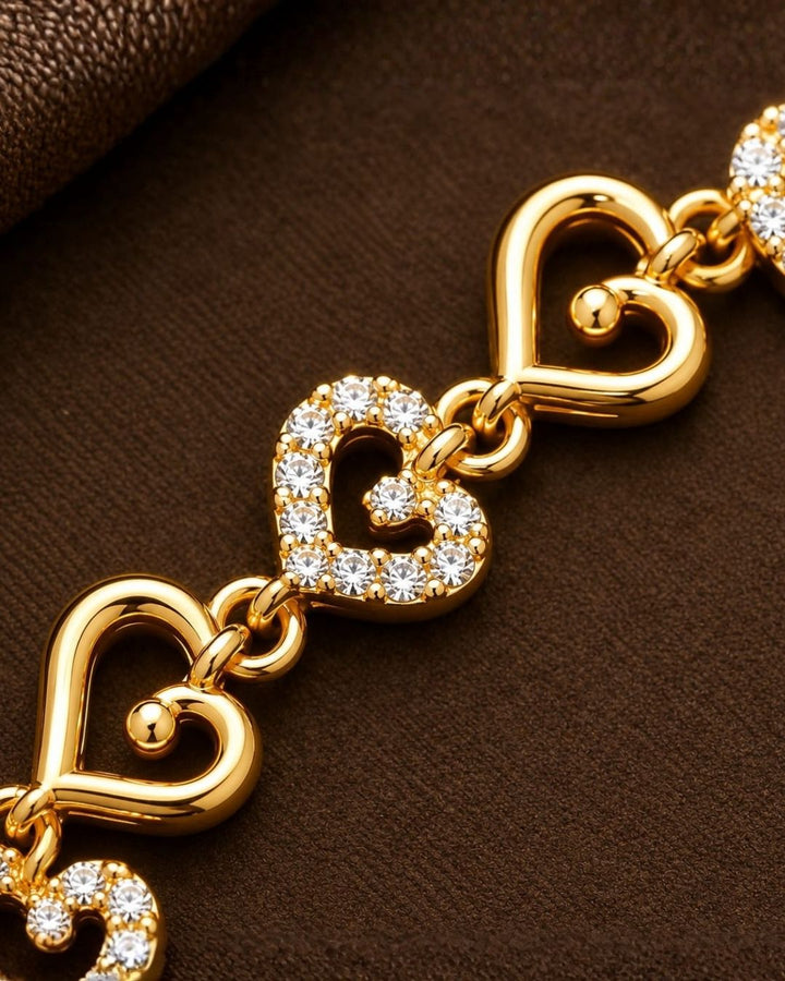 Gold Plated Zircon Heart Charm Bracelet