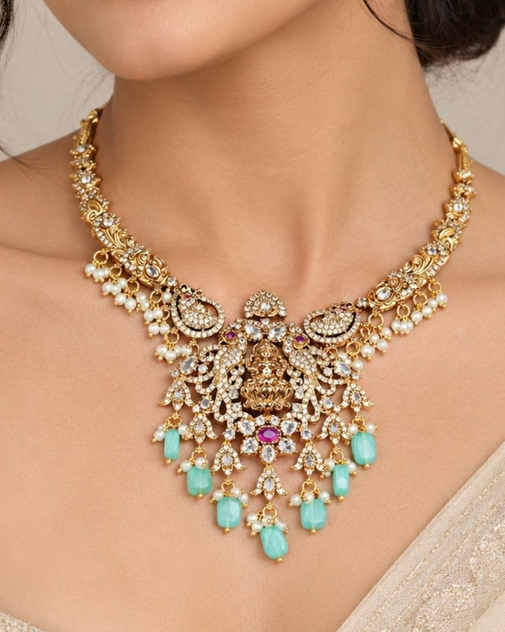 traditional jewelry victorian temple Laxmi set with earrings comes with beads and looks very elegant and adjustable necklace set comes with festive ware , weeding ware and can gift