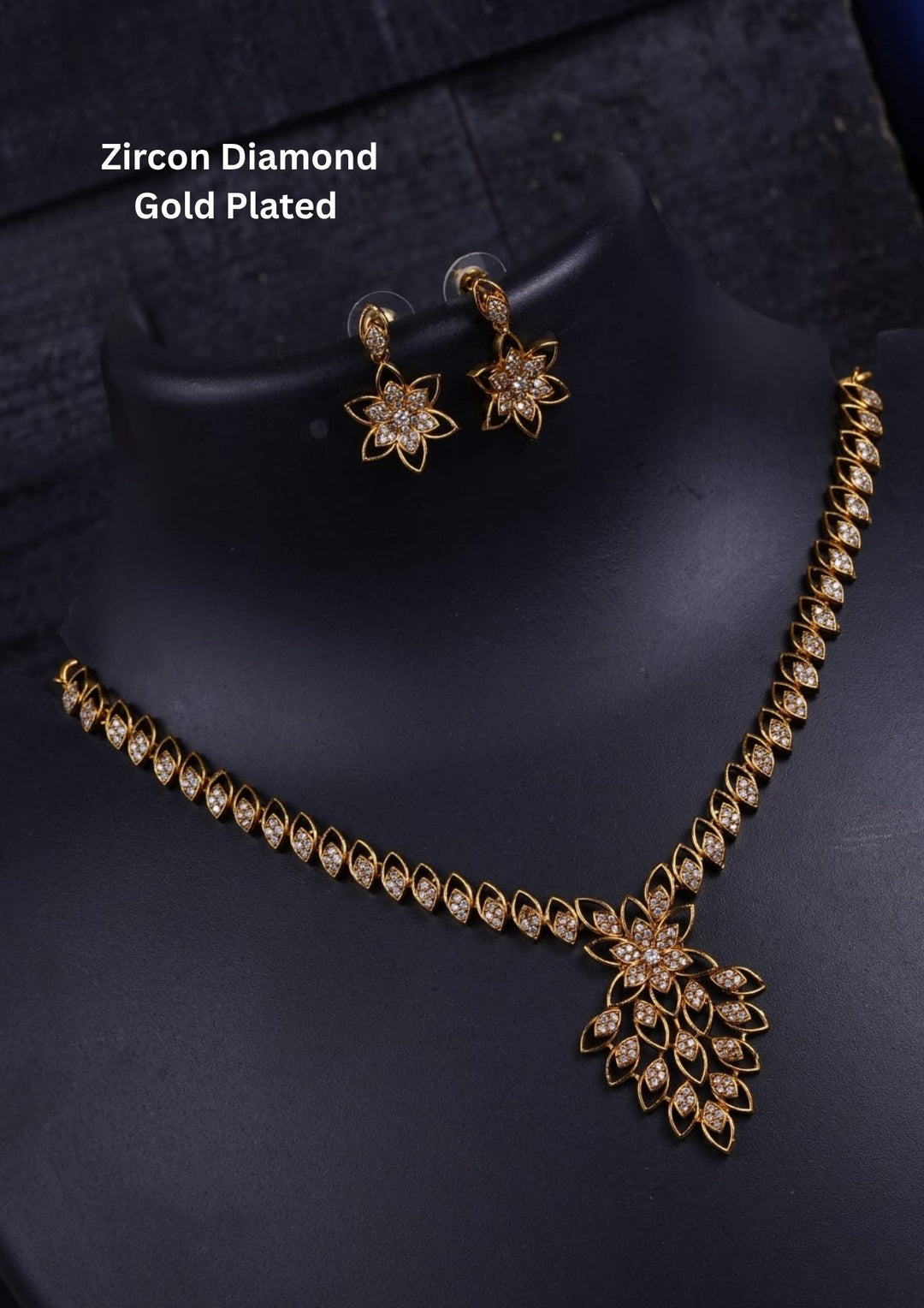 Gold-plated necklace and earrings Zircon diamond gold-plated necklace and earrings with classic model and shown very detailed in picture how it looks and do use for weeding's , festivals and can gift and kitty party's 