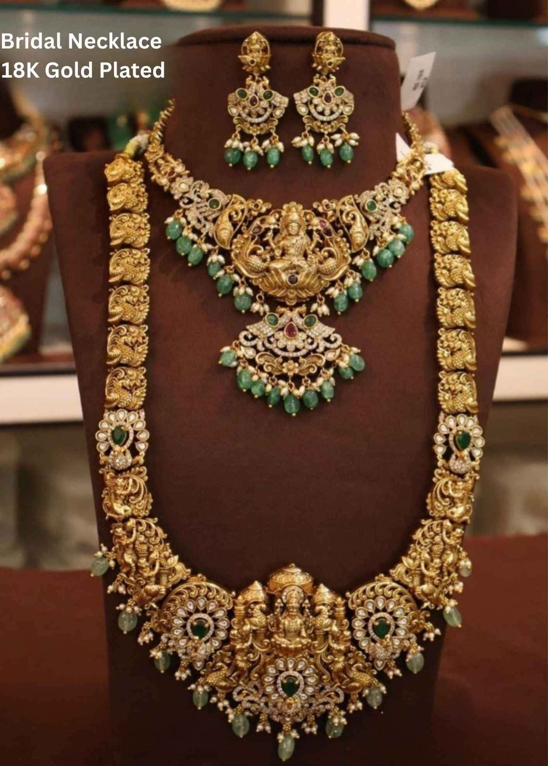 Gold-plated bridal necklace and earrings set 