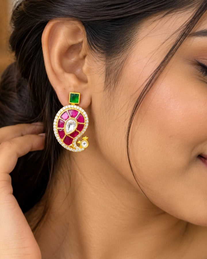 Jadau Kundan Gold Plated Studs r10720