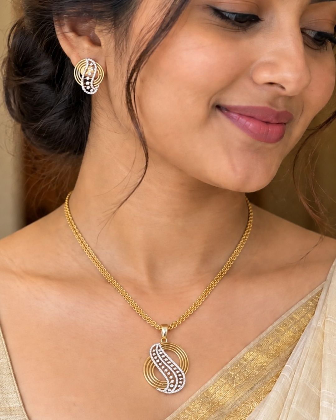 Pure Zirconian Diamond Gold Plated Necklace with Earrings r10880