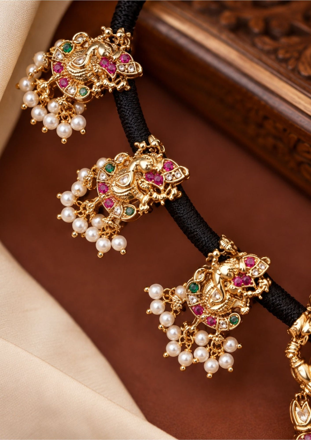 Jadau Kundan Gold Plated Temple Ganesha Necklace With Earrings