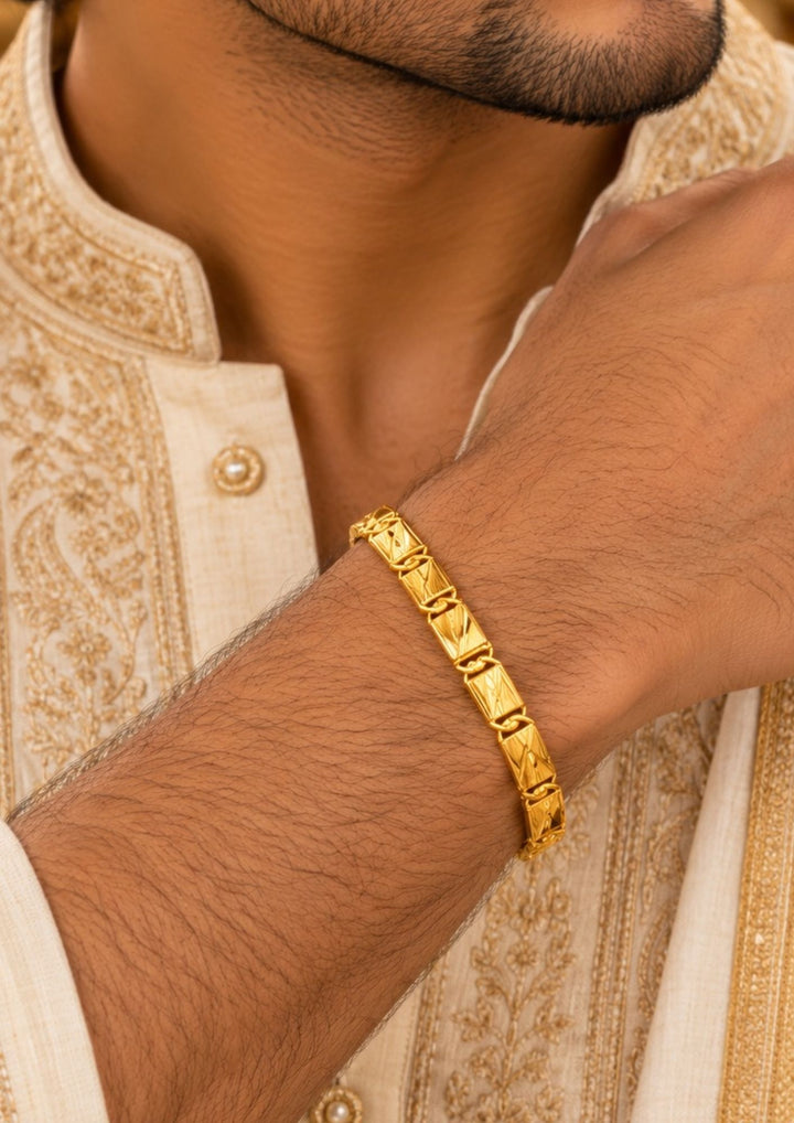 Gold Plated Men’s Bracelet with Geometric Link Design
