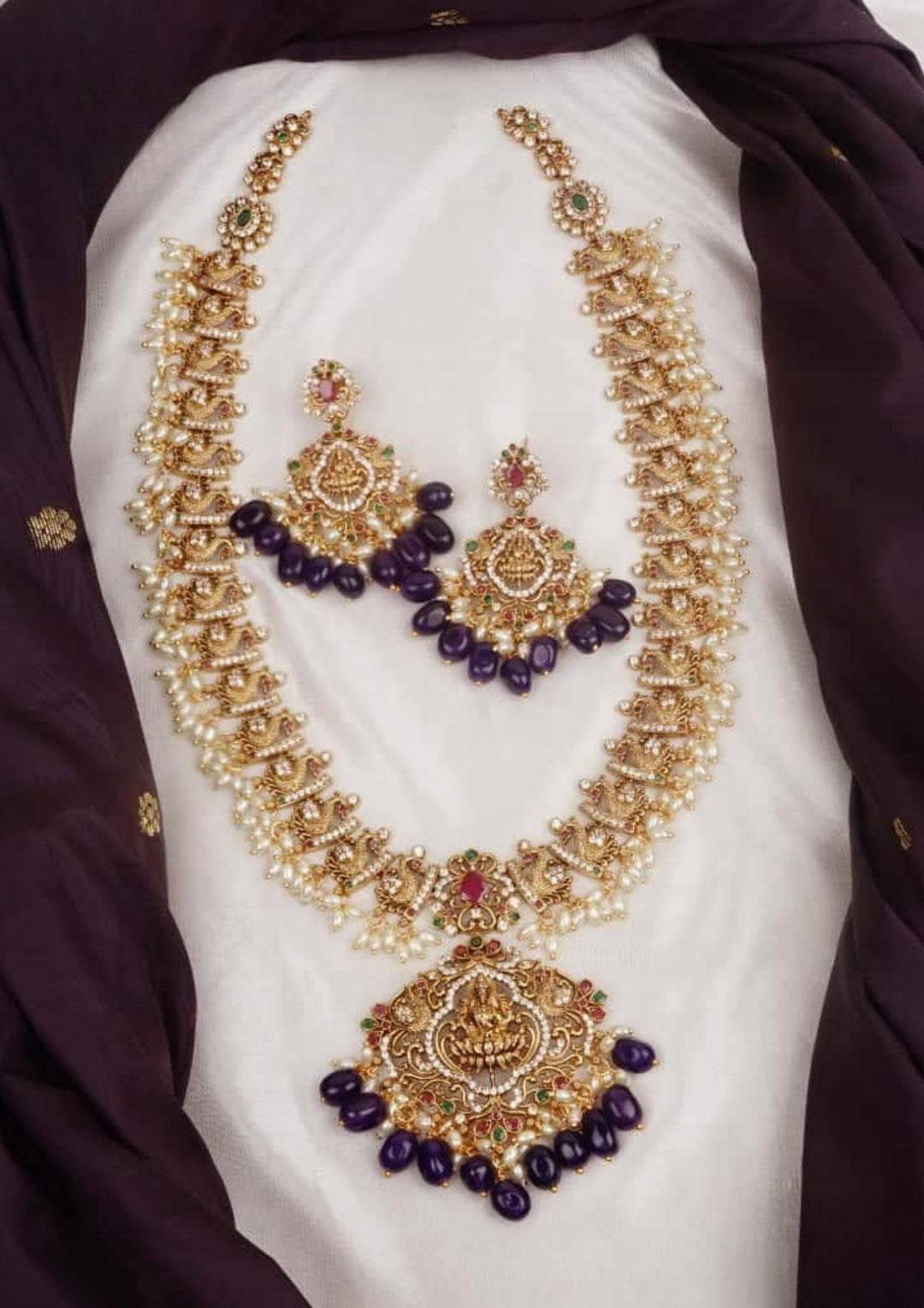 Kundan Temple Matt Necklace with Earrings c1020020