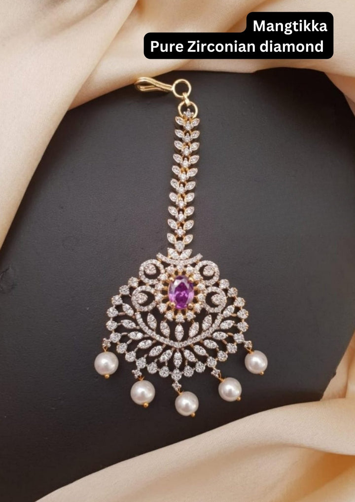 Pure Zirconian Diamond Mangtikka g10599