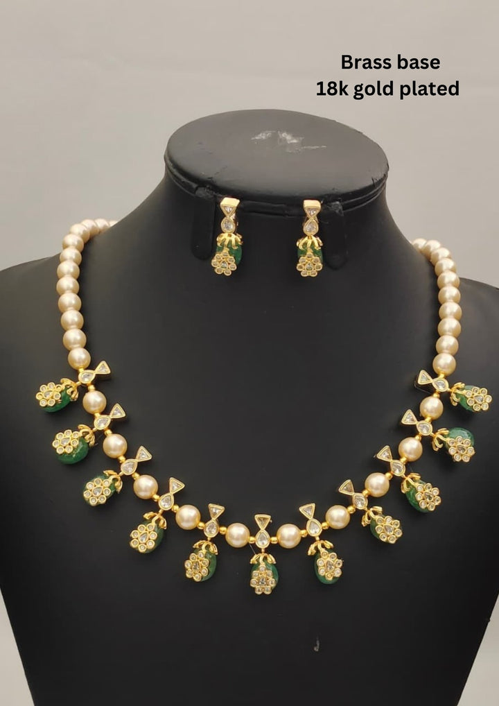 Kundan & Beads Necklace With Earrings s160021