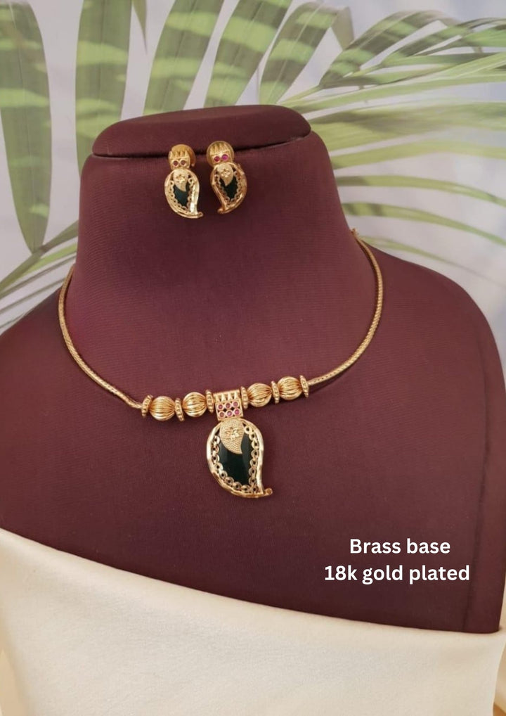 Kundan Necklace with Earrings g10599