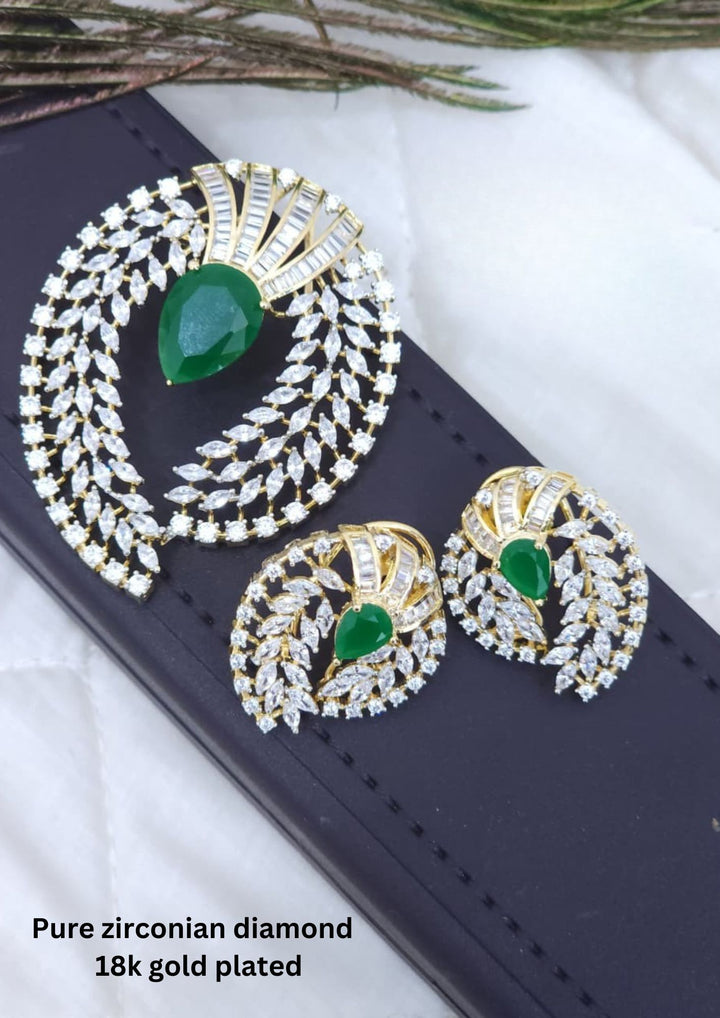 Pure Zirconian Diamond Pendant with Earrings r101280