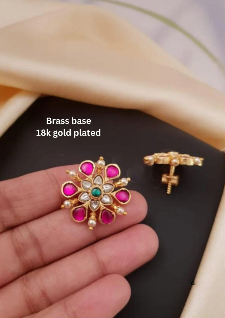 Kundan Screwback Studs g 10850