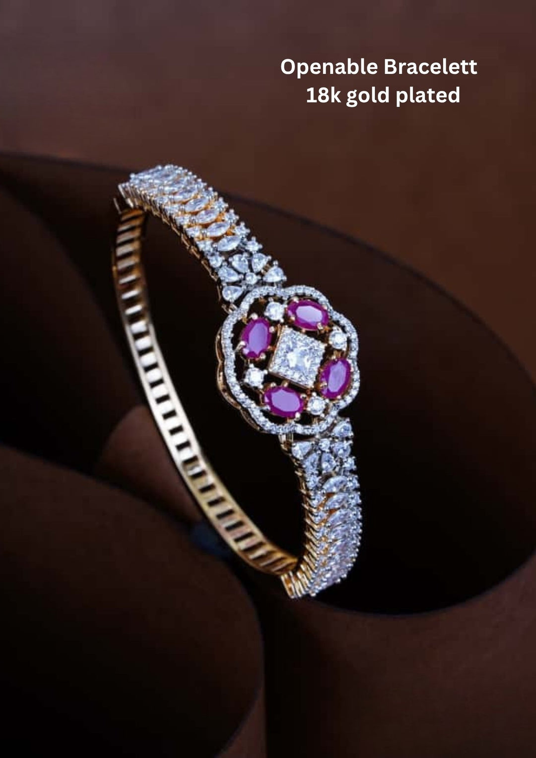 Pure Zirconian Diamond Openable Bracelett c105520