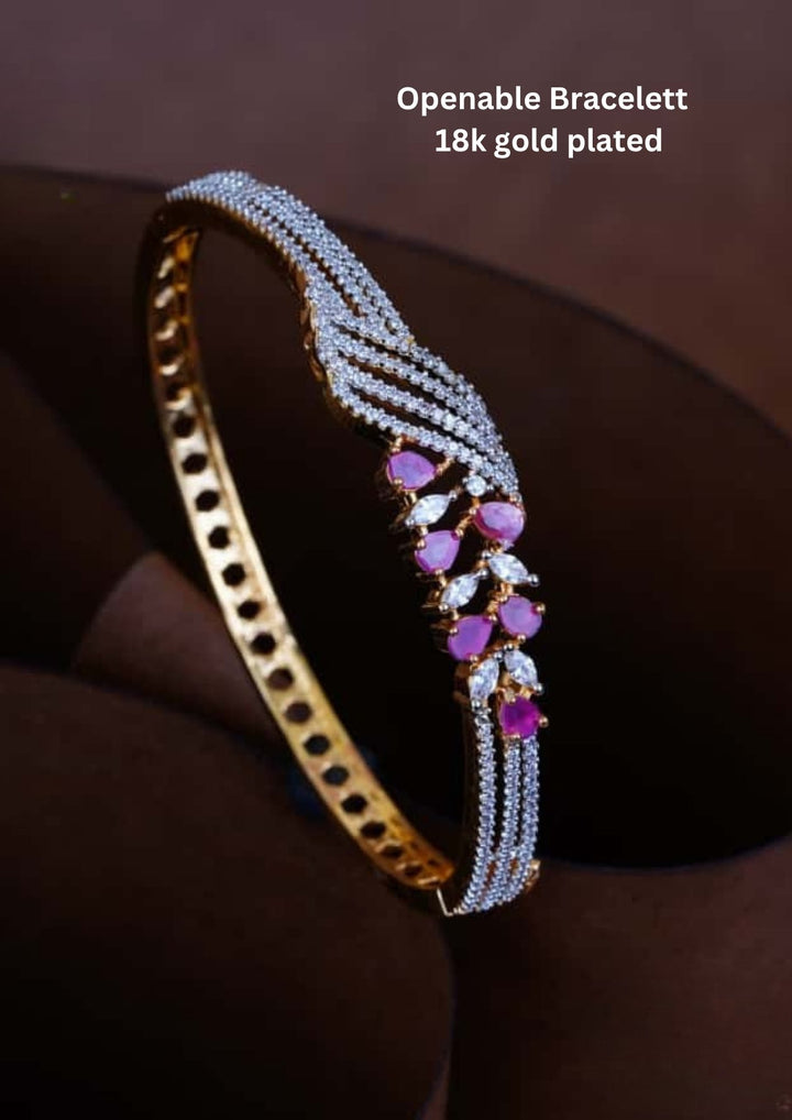 Pure Zirconian Diamond Openable Bracelett c103520