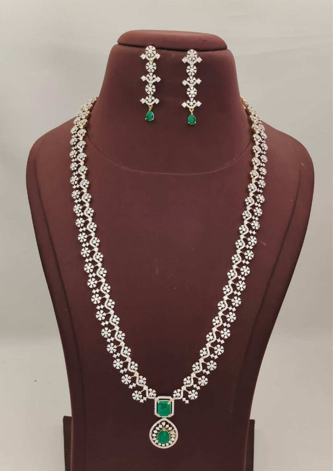 Pure Zirconian Diamond Necklace with Earrings s400063