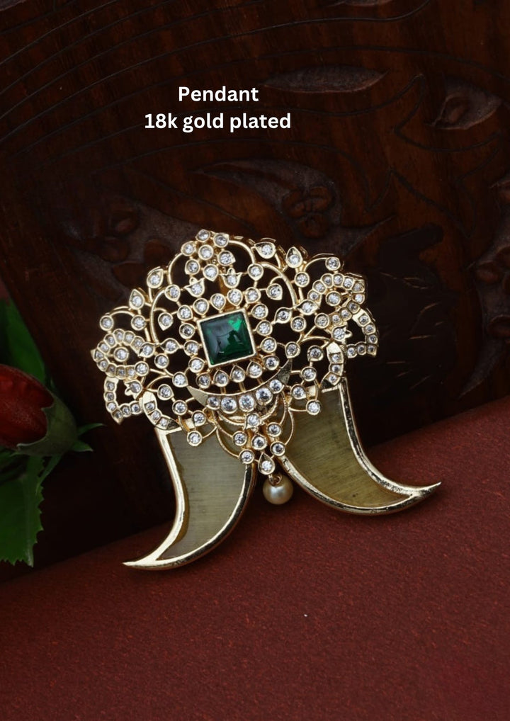 Kundan Pendant c106020