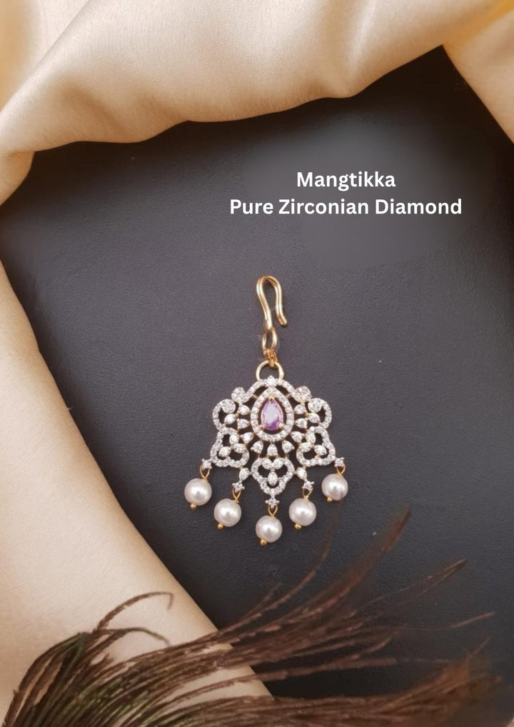 Pure Zirconian Diamond  Mangtikka g 10450