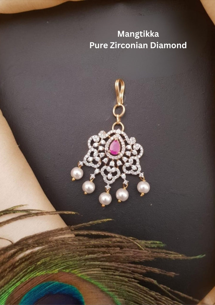 Pure Zirconian Diamond  Mangtikka g 10450