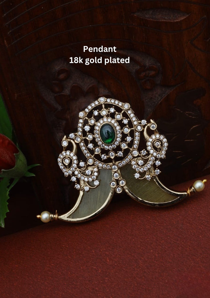 Kundan Pendant c105020