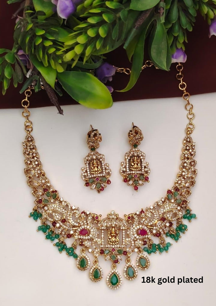 Kundan Temple Necklace with Earrings s220581