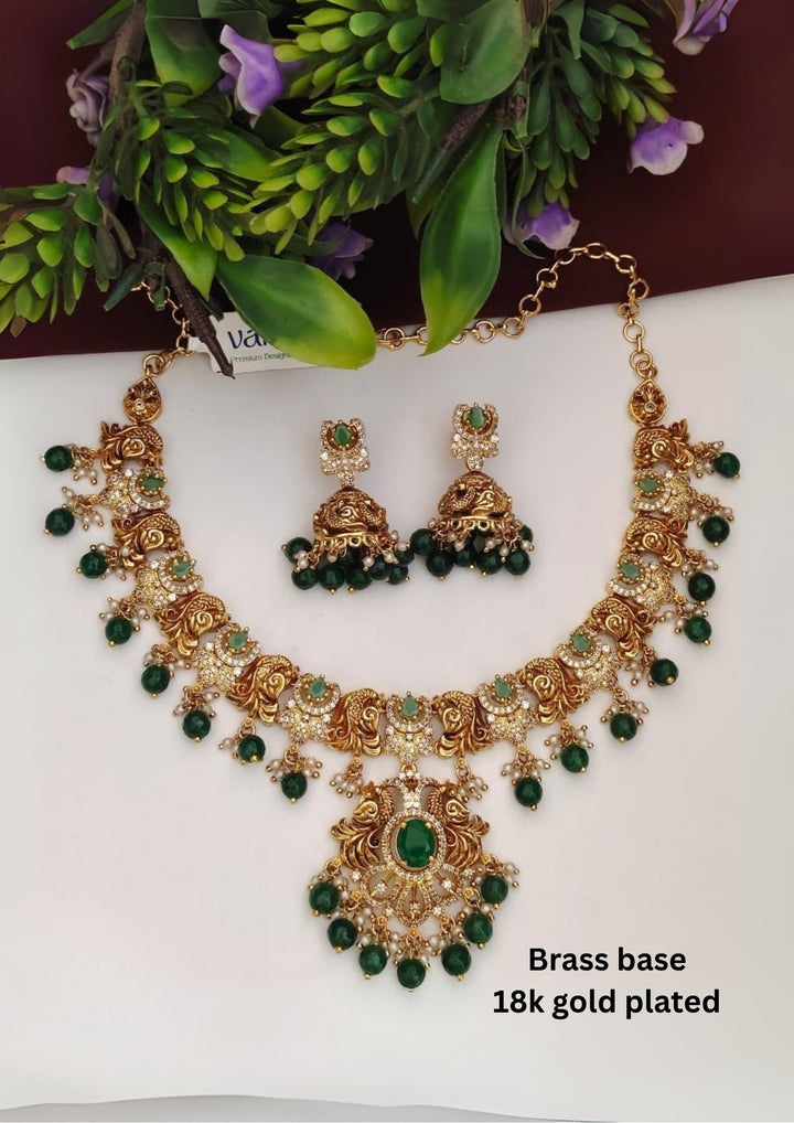 Kundan Necklace with Earrings s250012