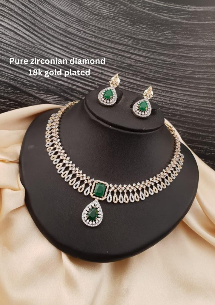 Pure Zirconian Diamond Necklace With Earrings g101150