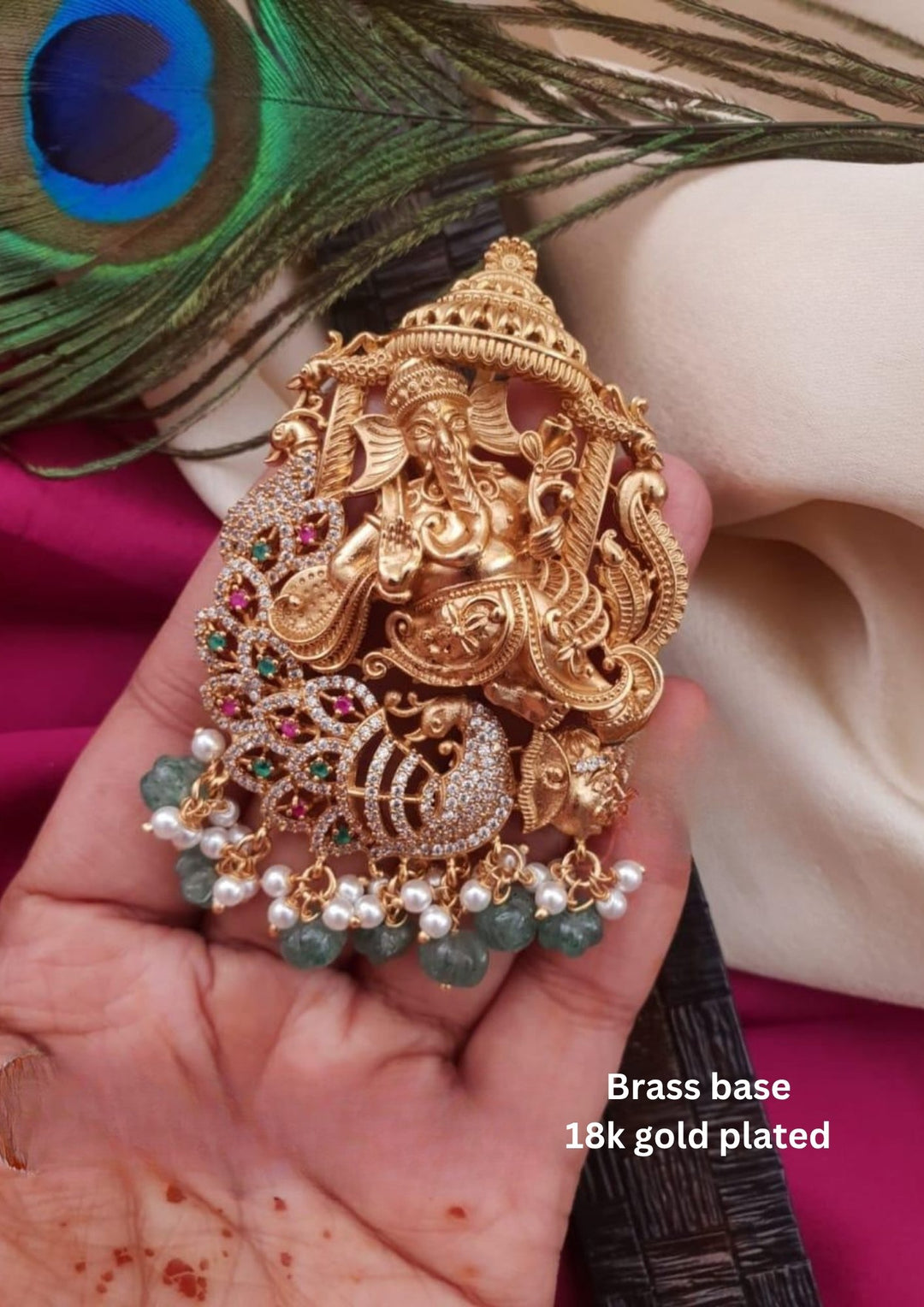 Kundan Temple Pendent g101250