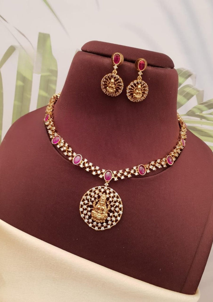 Kundan Temple Necklace With Earrings g 10780