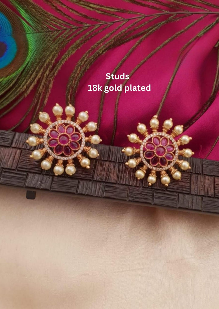 kundan Studs g10499