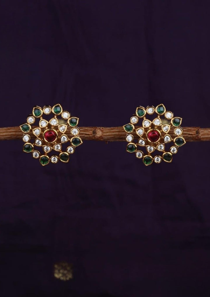 Kundan Studs c 102020