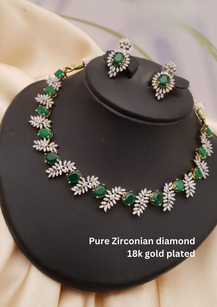 Pure Zirconian Diamond Necklace With Earrings g101080